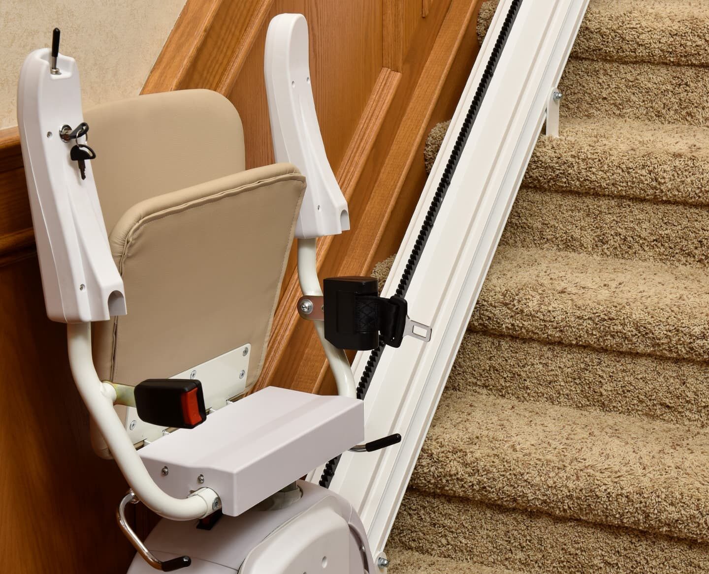 Savaria straight stairlift
